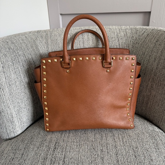 Studded MK Purse - Picture 2 of 4